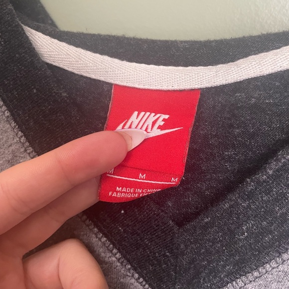 Nike two tones workout sweatshirt hooded top - Picture 3 of 3